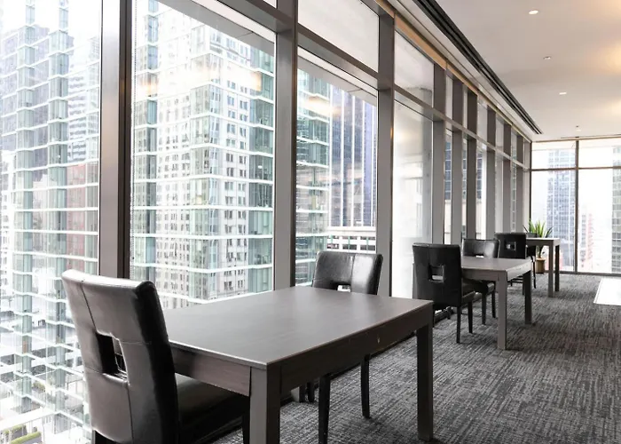 Loop 1br W Gym Pool Lounge 1 Block From L Chi-695 Chicago