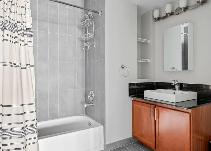 Loop 1br W Gym Pool Lounge 1 Block From L Chi-695 Apartamento